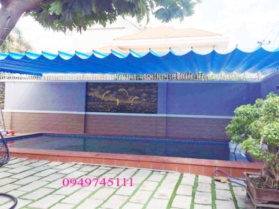 Mái bạt xếp di động che bể bơi