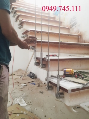 Lắp cáp tăng đơ cầu thang tại Hồ Tùng Mậu