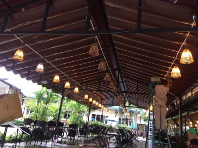 Lắp đặt mái xếp nhà hàng quán cafe