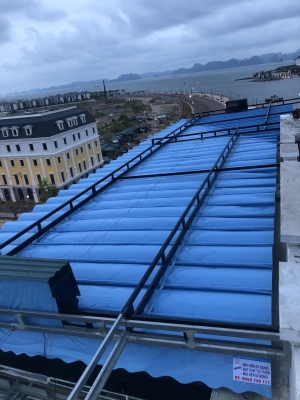 Bạt che nắng mưa giá tốt 